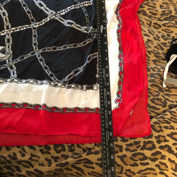Micheal Kors sixe S-M red silky retro Versace like chain print top cover up - Picture 6 of 6